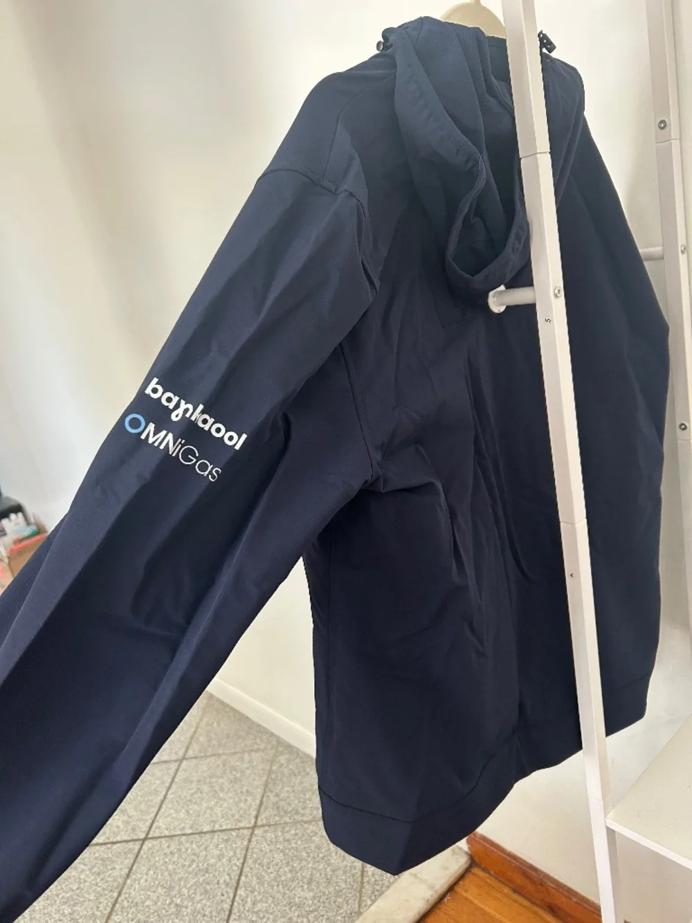 Red Bull Racing Rain Jacket - Picture 2 of 7